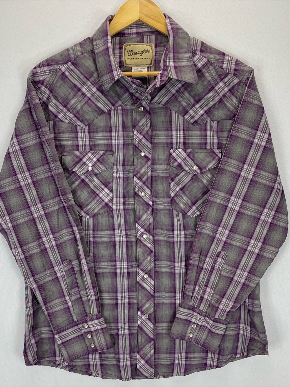 LWrangler Western Pearl Snap Shirt Men’s L Purple & Gray Plaid Long Sleeve